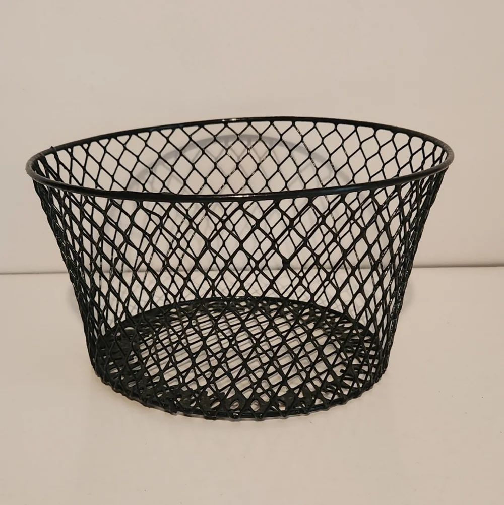 6” Black Wire Basket Organizer